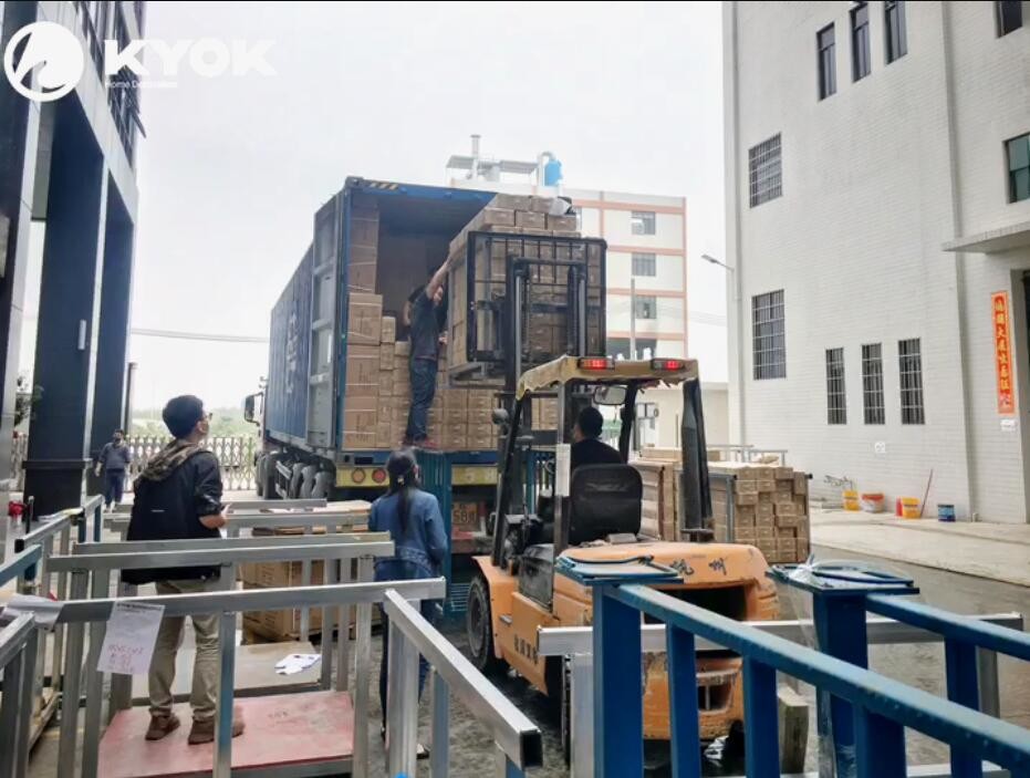 Latest company case about Skilled Workers Always Know How to Save Container Space