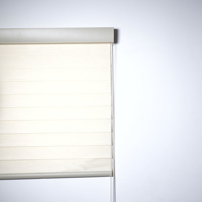 Easy Switching Roller Soundproof Window Curtain Blinds